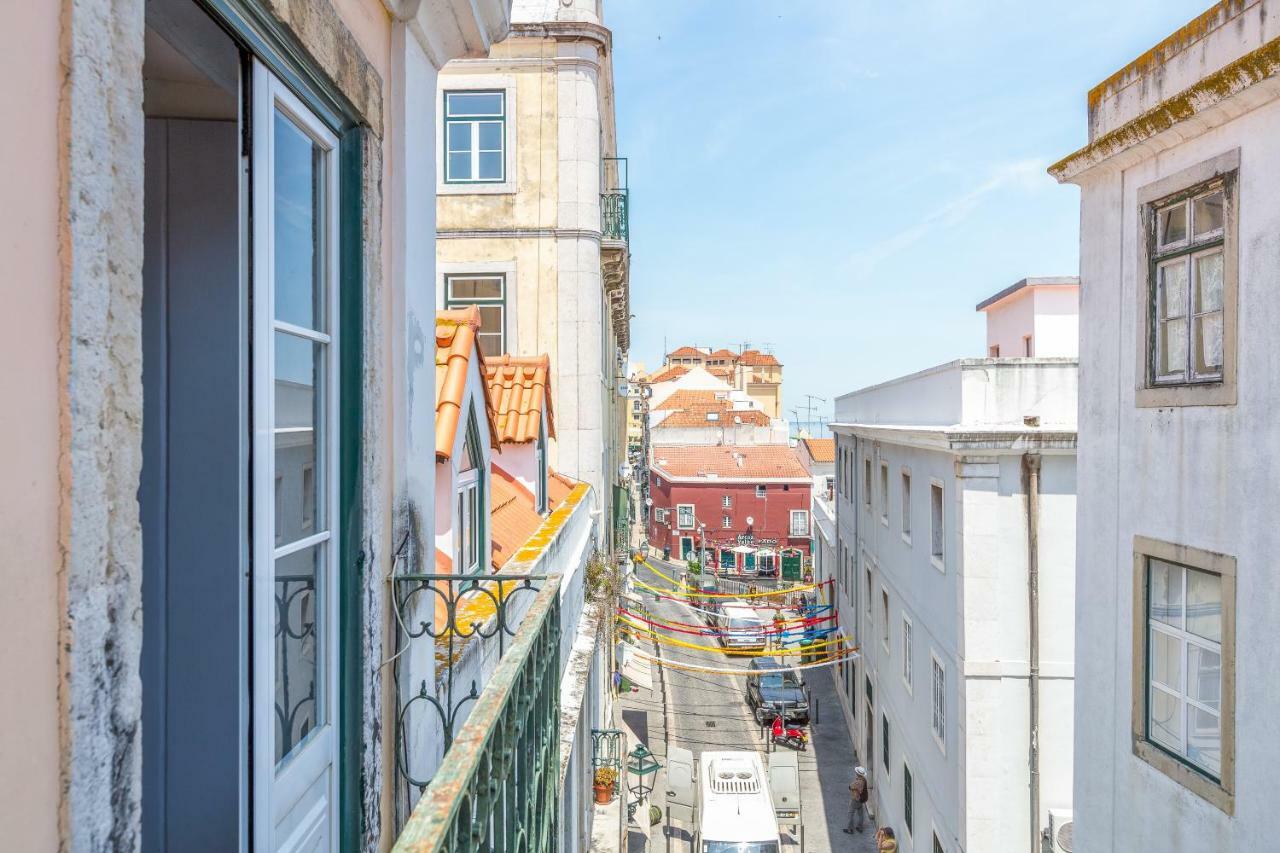 Alfama, Bright And Spacious With Private Terrace, By Timecooler 리스본 외부 사진
