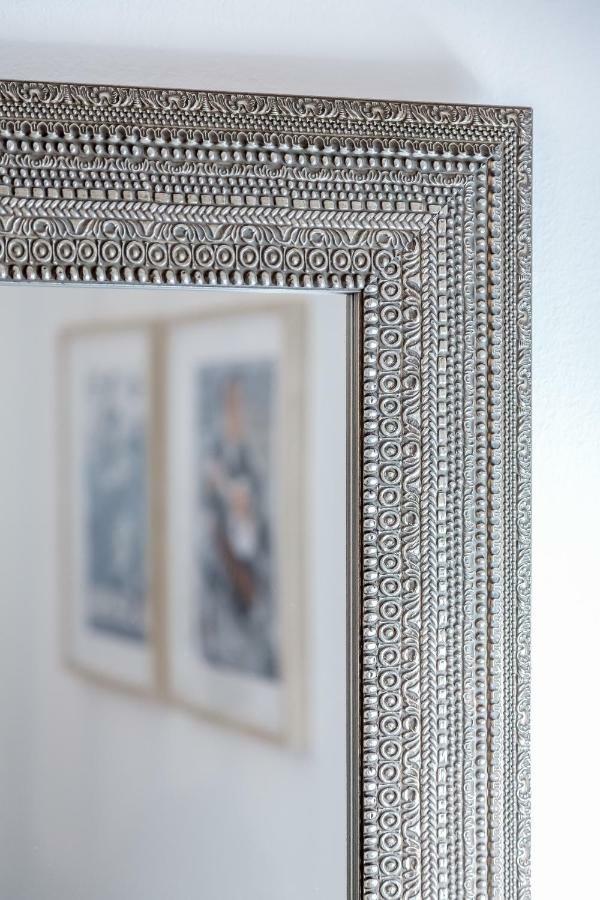 Alfama, Bright And Spacious With Private Terrace, By Timecooler 리스본 외부 사진