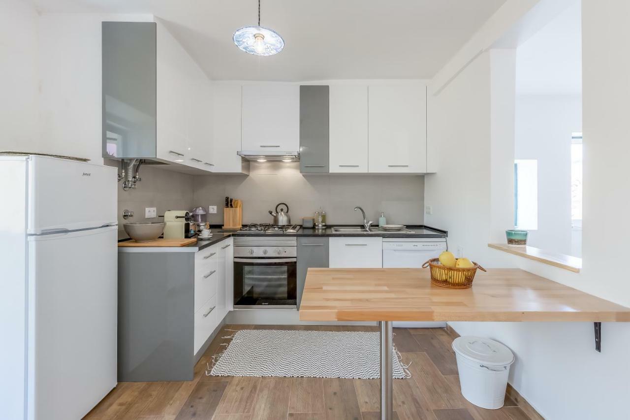 Alfama, Bright And Spacious With Private Terrace, By Timecooler 리스본 외부 사진