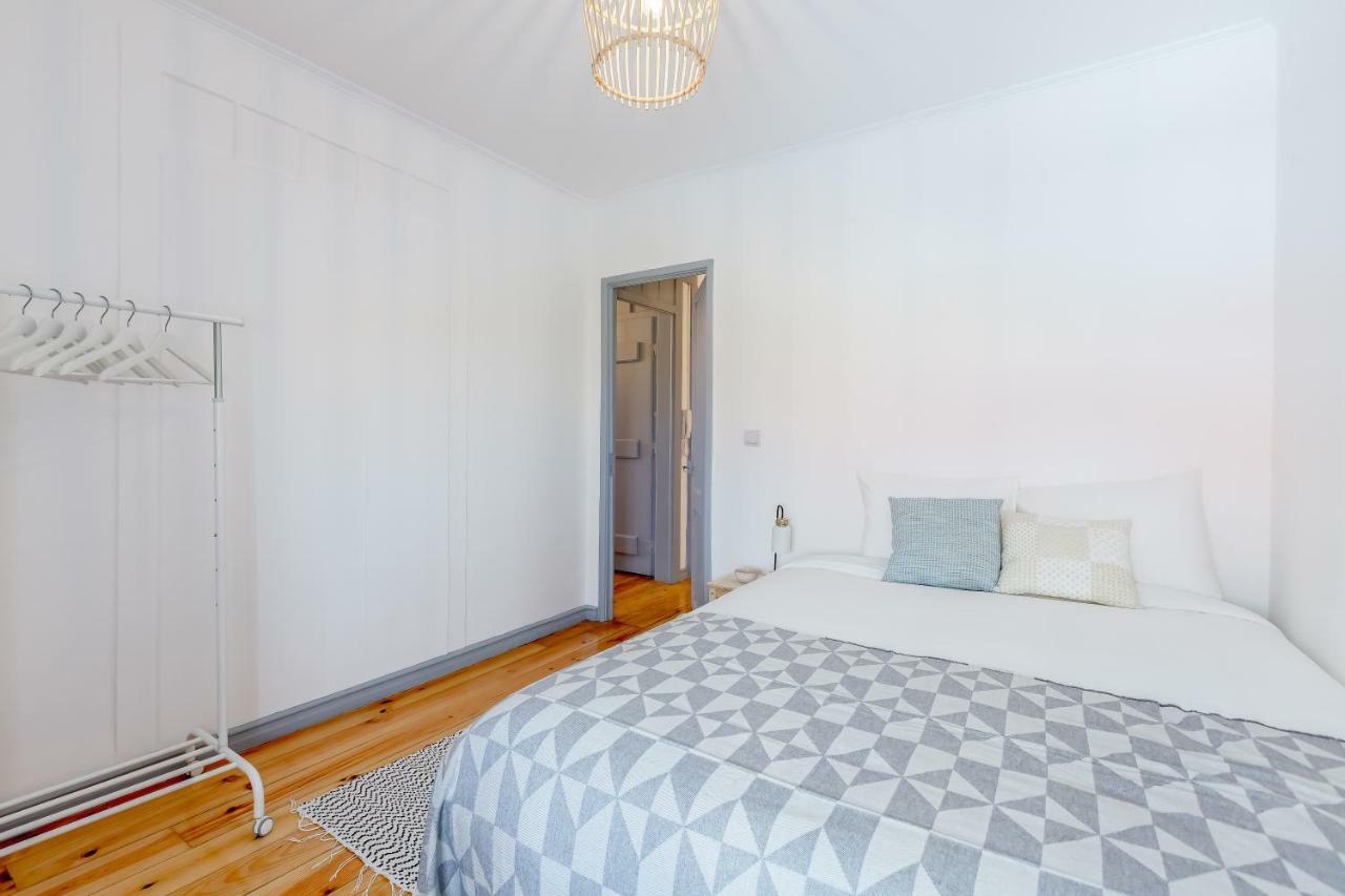 Alfama, Bright And Spacious With Private Terrace, By Timecooler 리스본 외부 사진